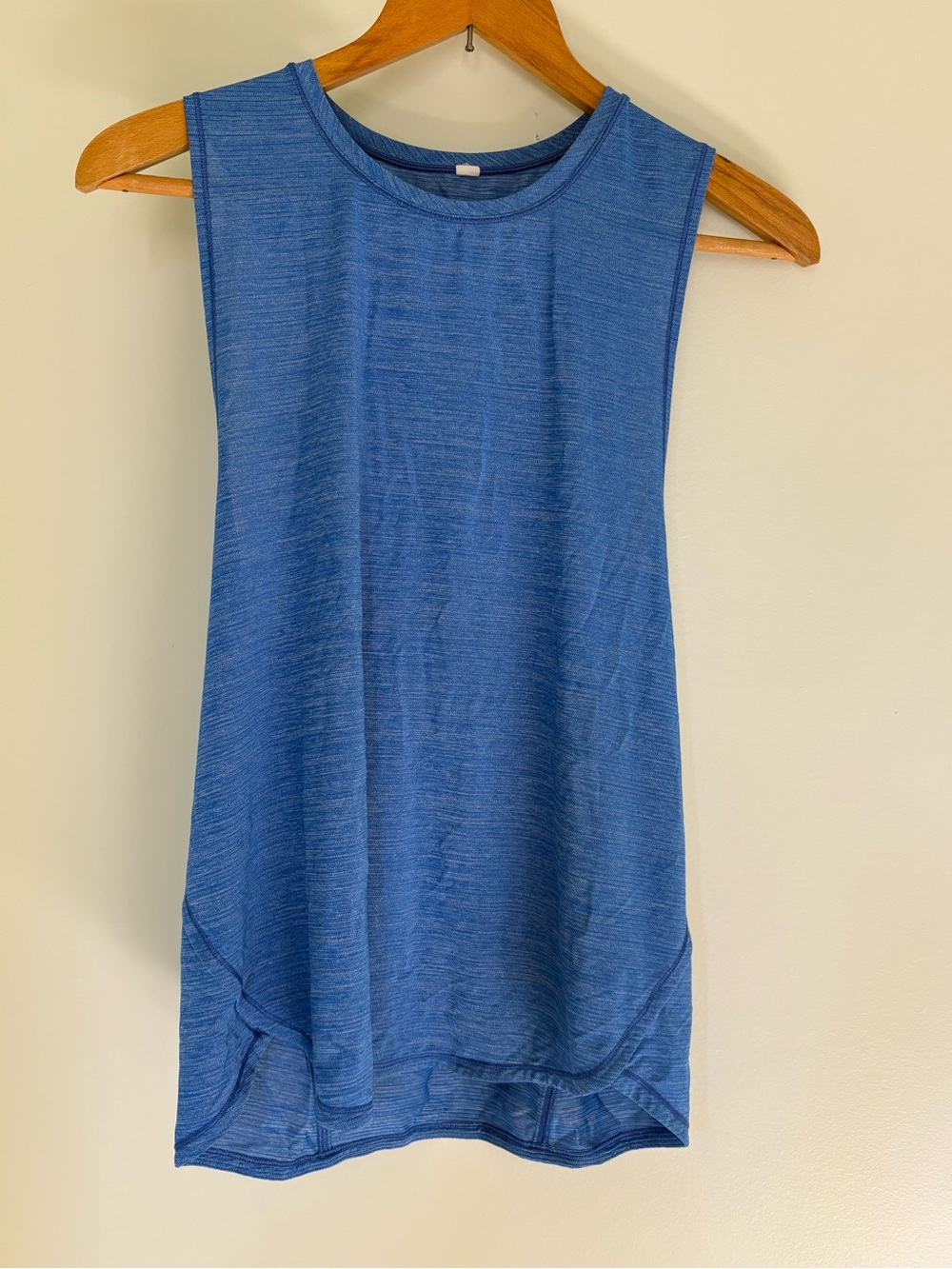 Sleeveless Lululemon Blue Athletic Tank Top